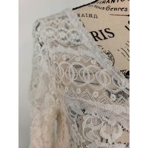 Free People SZ S Lace Sheer Top 3/4 Sleeve Ruffled Crochet White Oversize Boxy - Picture 3 of 9